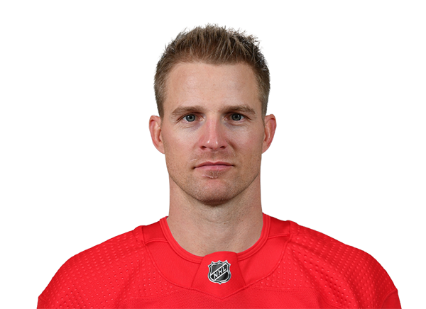 Kyle Brodziak headshot