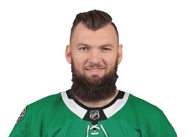 Martin Hanzal headshot