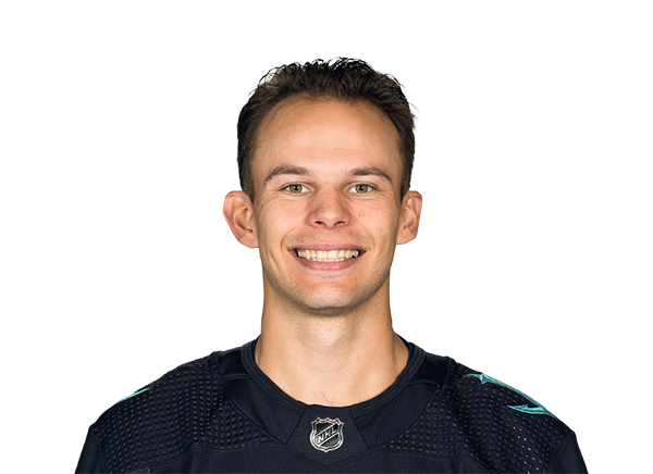 Carsen Twarynski headshot