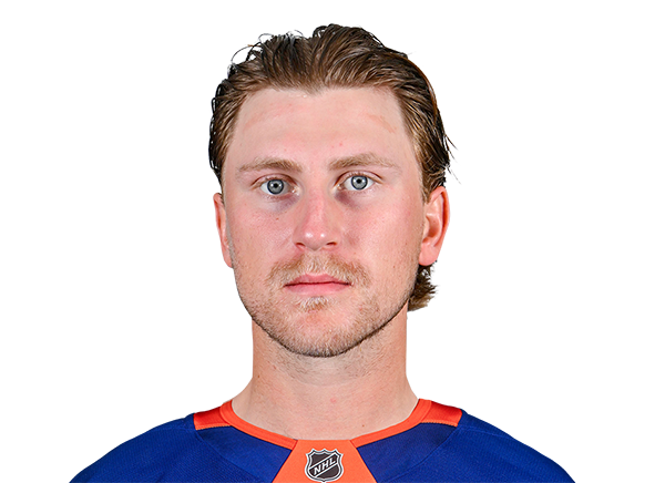 Scott Perunovich headshot